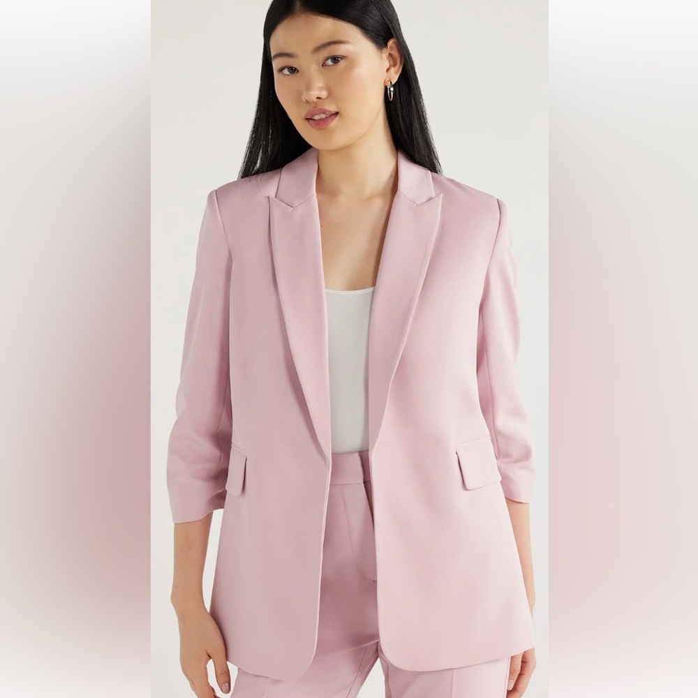 Women’s relaxed fit scrunched sleeve blazer